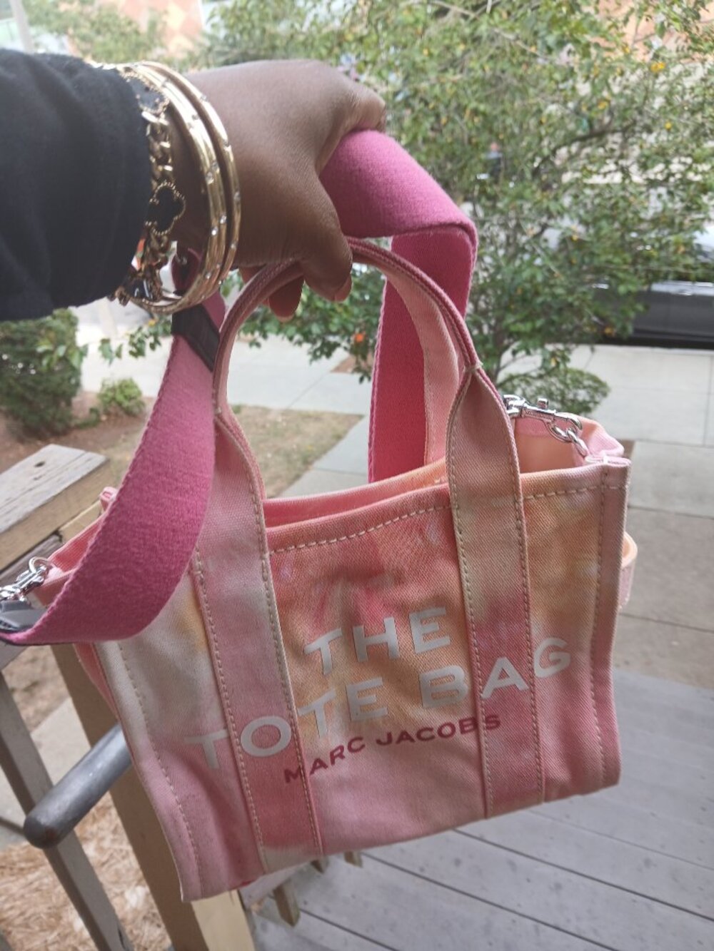 RARE!!! TIE DYE THE TOTE BAG ..MARC JACOBS - Picture 2 of 8